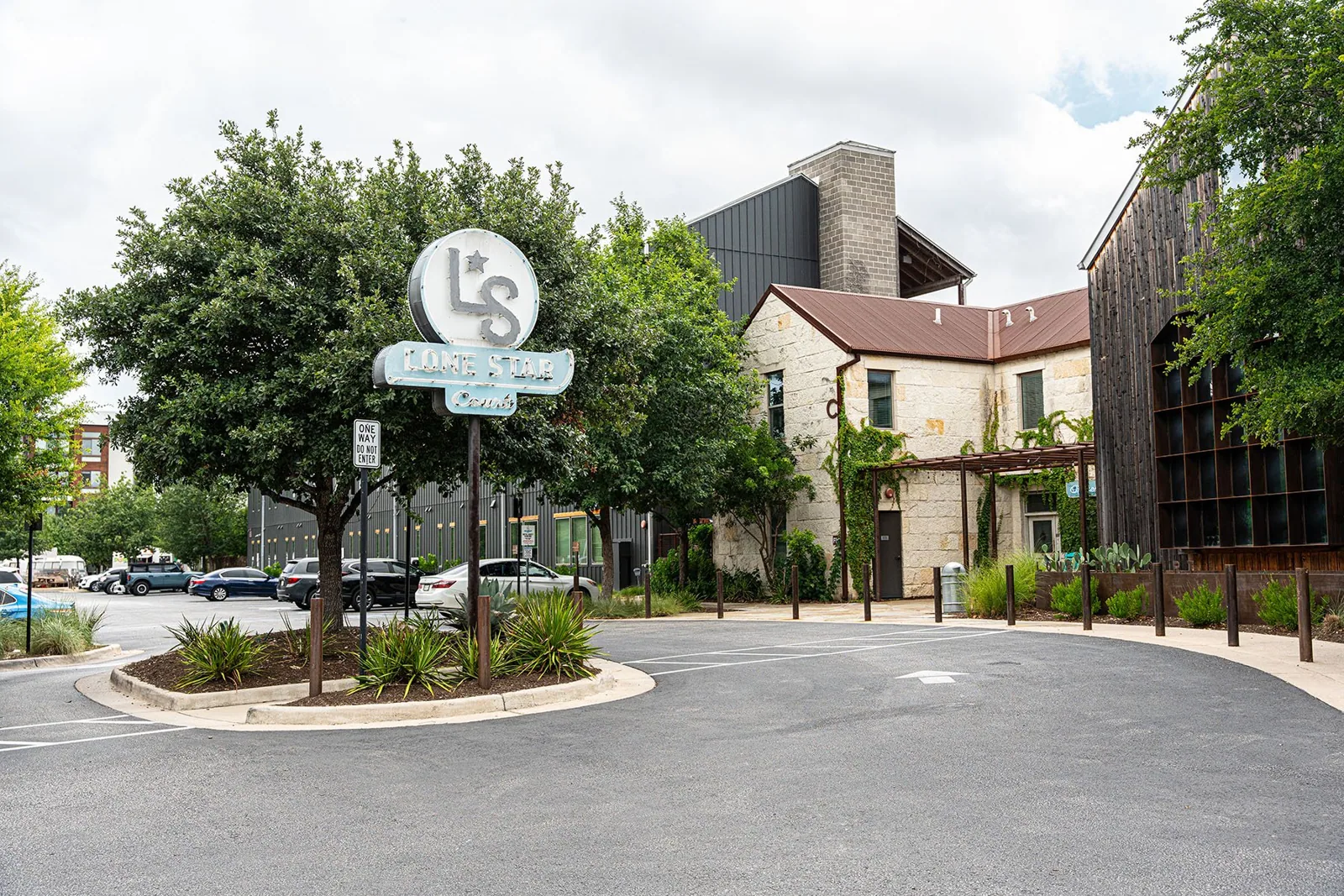 Roofing for Hotel Owners and Hospitality Groups in Tuscaloosa, AL
