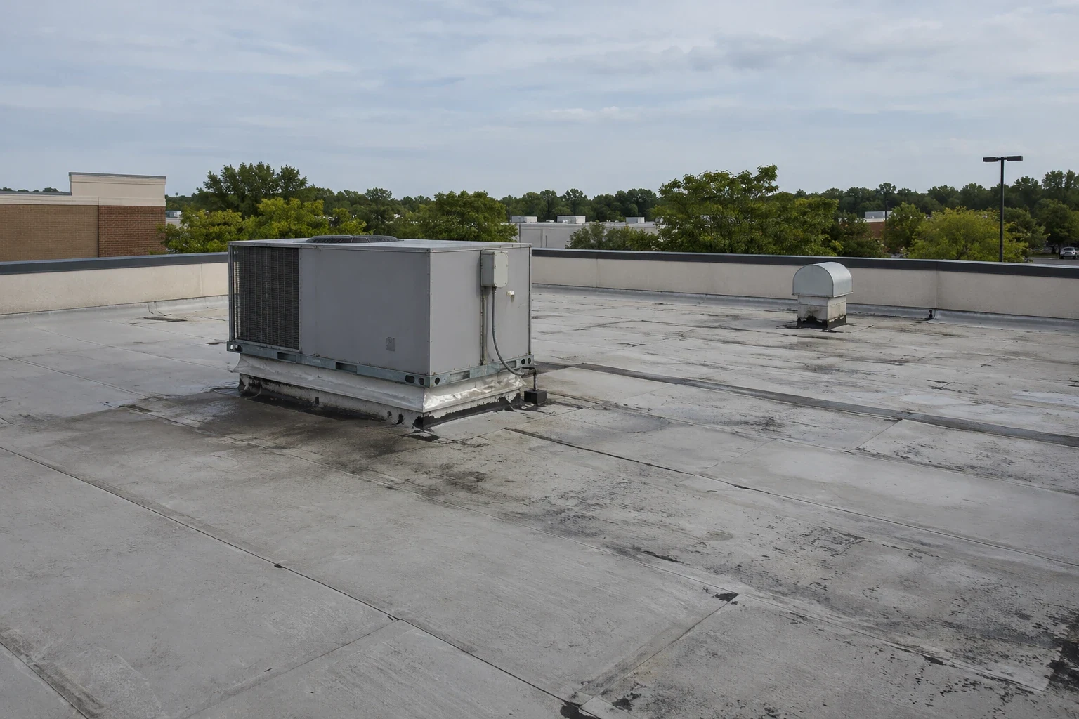 Roofing for Retail and Restaurant Chains in Tuscaloosa, AL